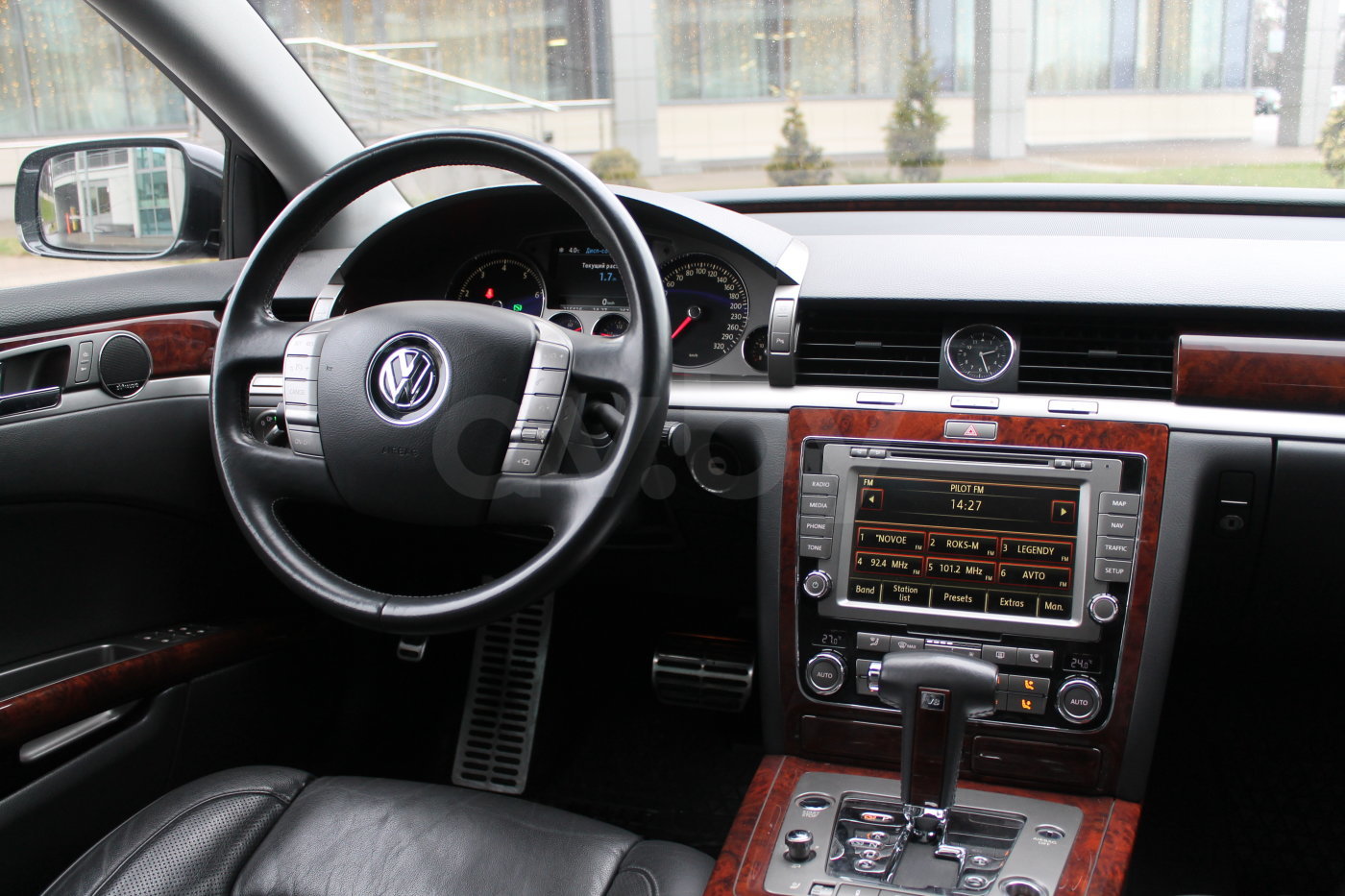 Volkswagen Phaeton I · 2-й рестайлинг, 2011 г.