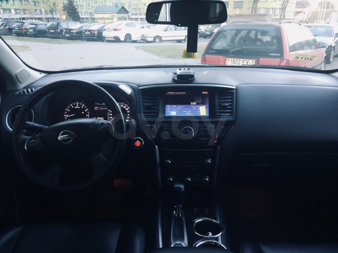 Nissan Pathfinder R52, 7 мест, 2015 г.