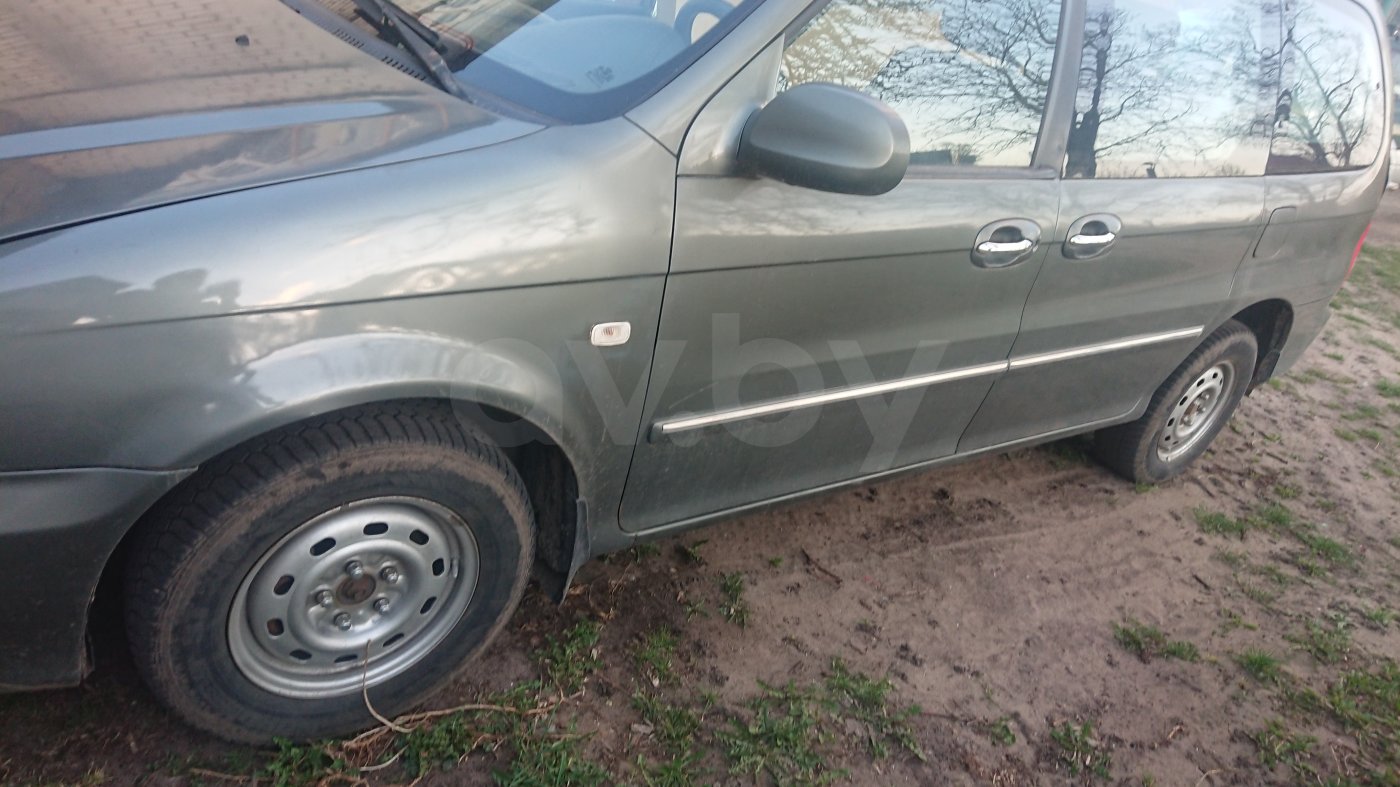 Kia Carnival I · Рестайлинг, 7 мест, 2005 г.