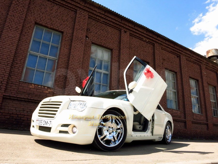 Chrysler 300С I, 2005 г.