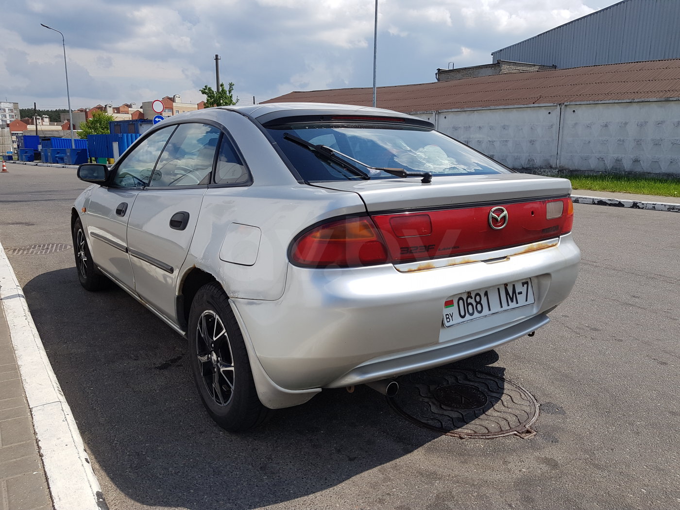 Mazda 323F, 1998 г., 1.5 л., бензин, механика, купить в