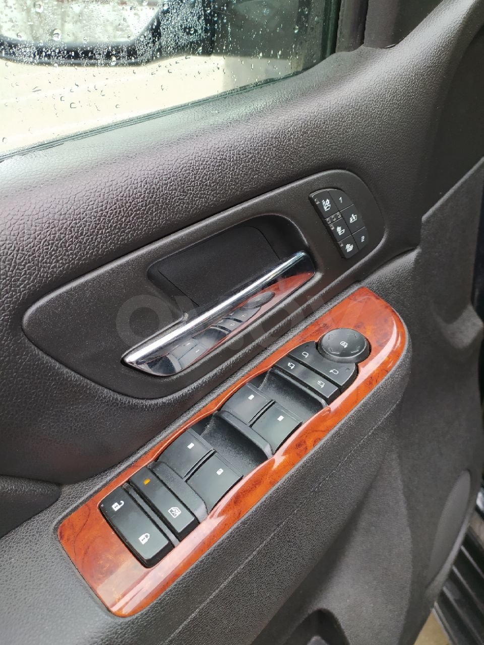 Chevrolet Tahoe GMT900, 7 мест, 2012 г.