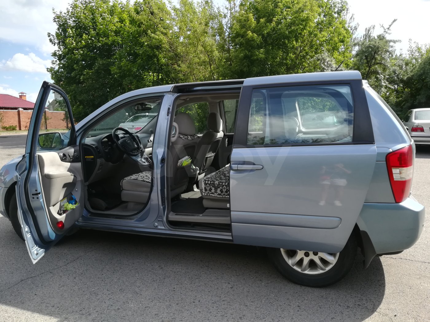 Kia Carnival II, 7 мест, 2007 г.