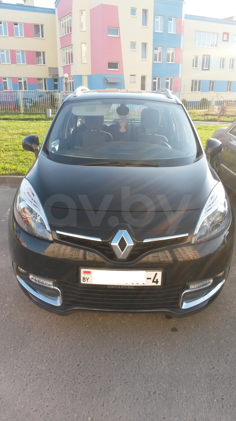 Renault Grand Scenic III · 2-й рестайлинг, 7 мест, 2013 г.
