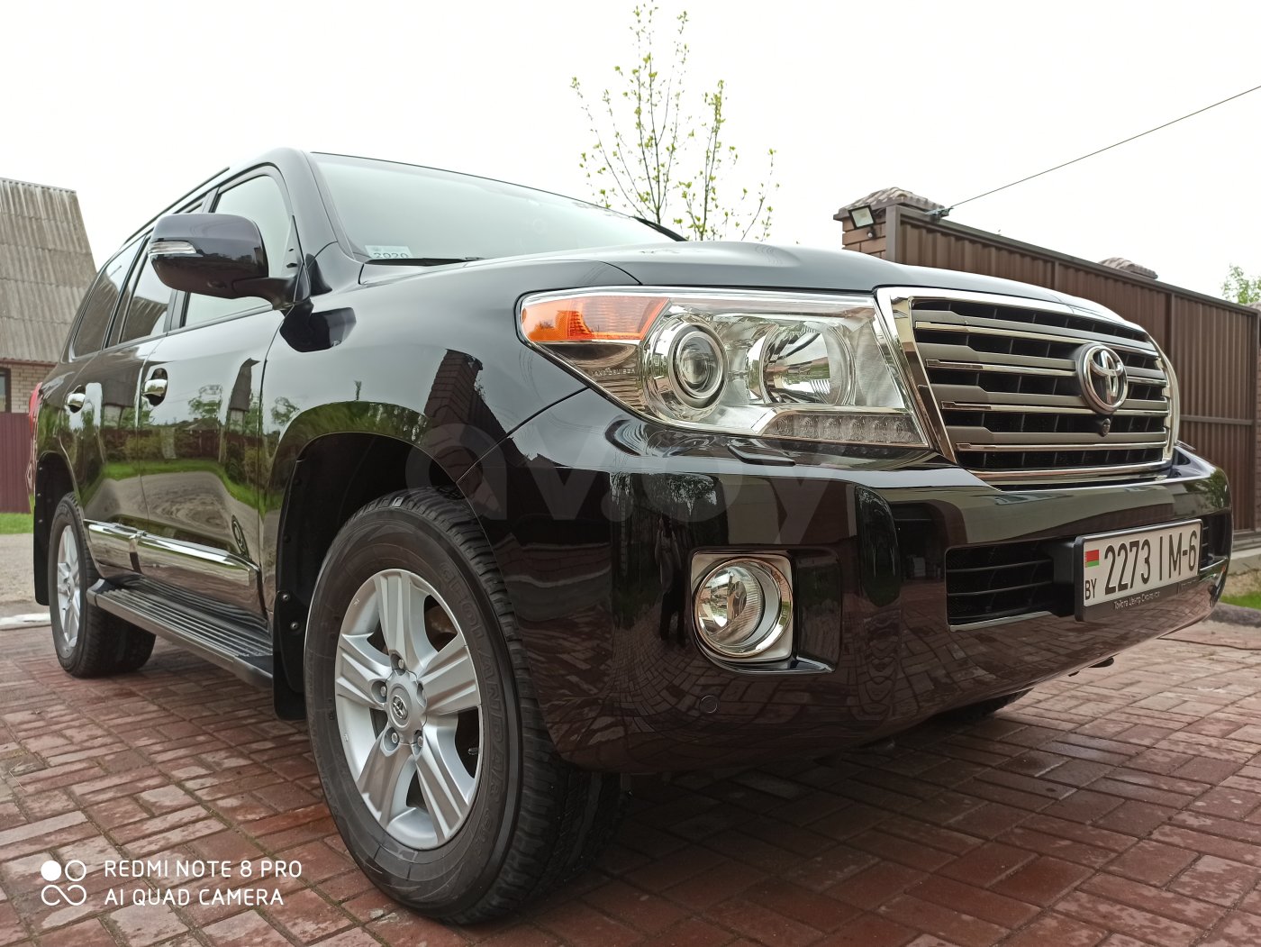 Toyota Land Cruiser J200, 7 мест, 2012 г.