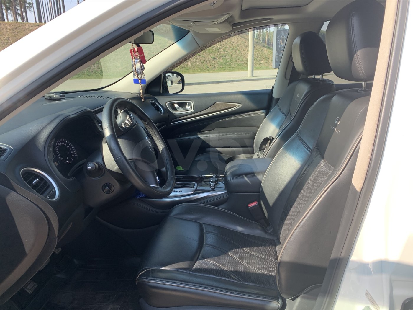 Infiniti JX, 7 мест, 2013 г.