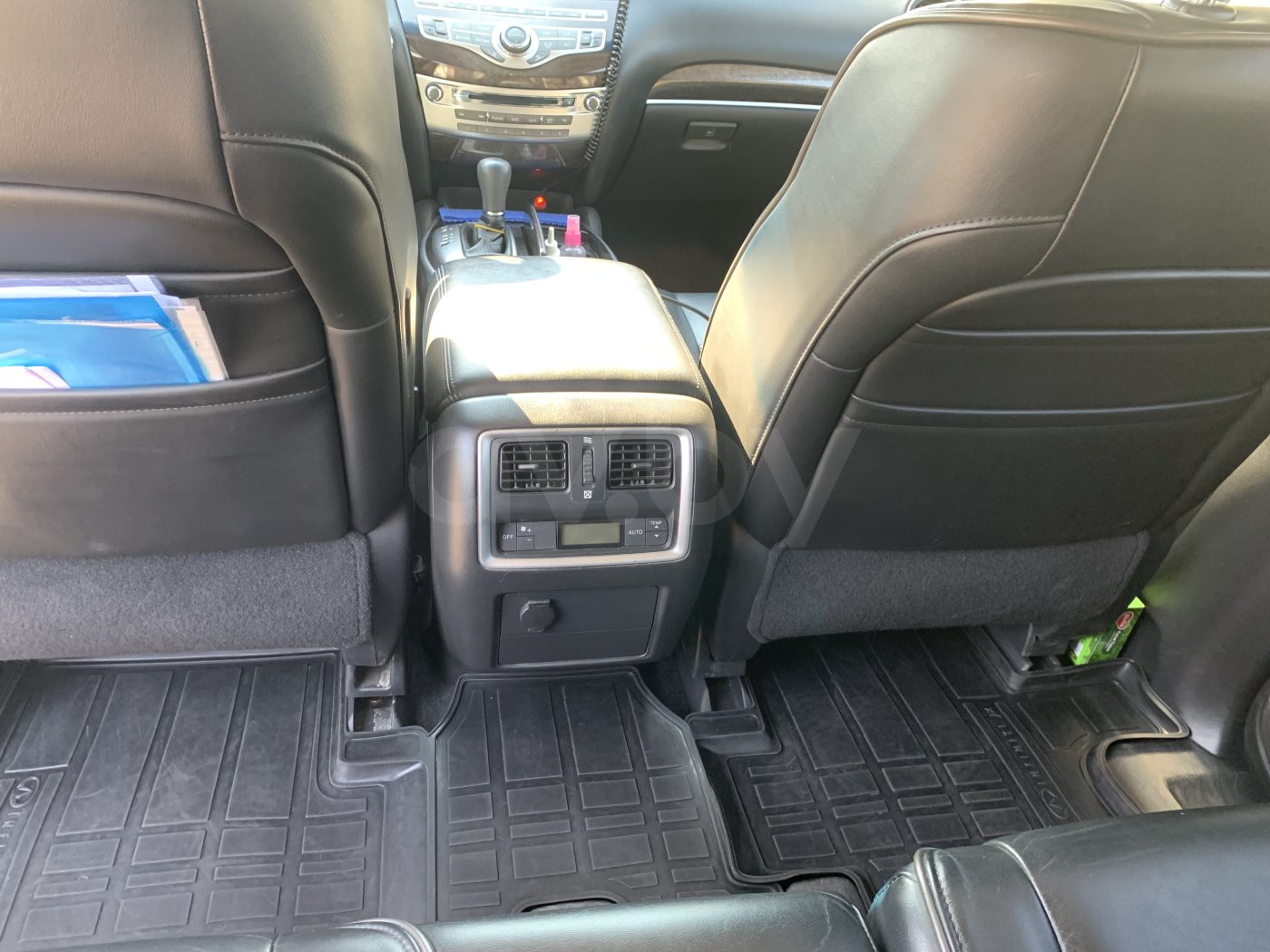 Infiniti JX, 7 мест, 2013 г.