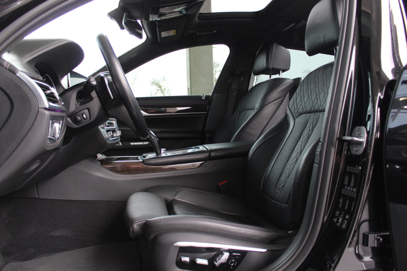 BMW 7 серия G12 (Long), 2015 г.