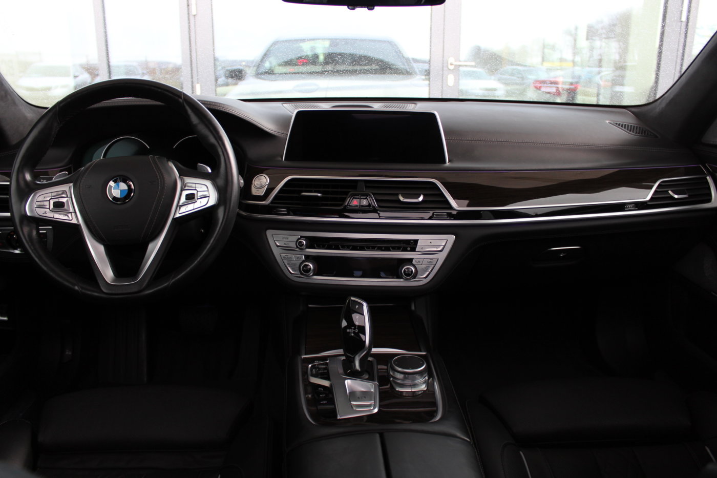 BMW 7 серия G12 (Long), 2015 г.