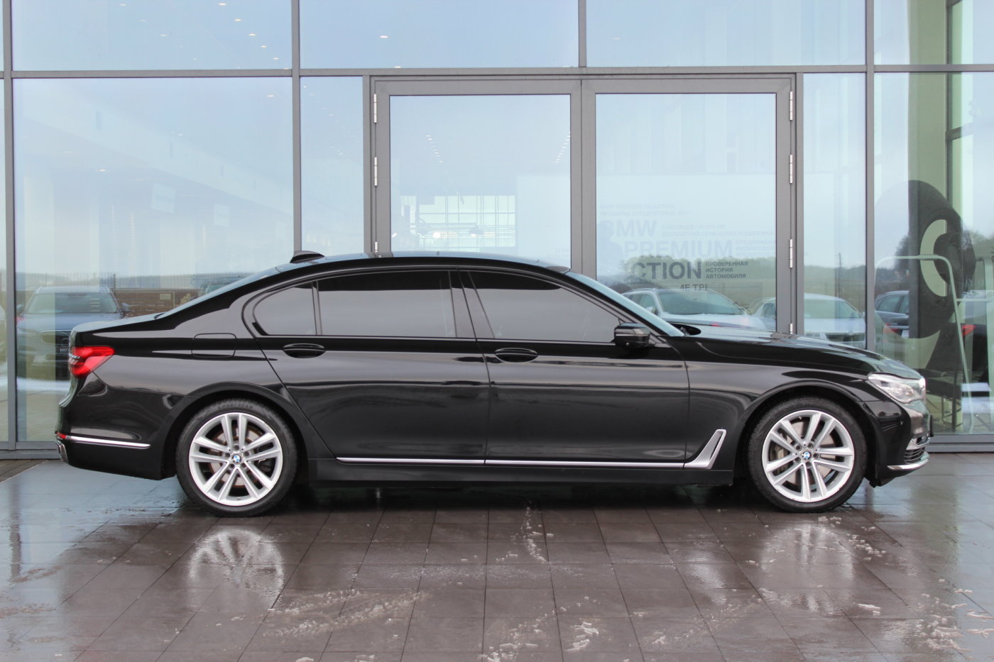 BMW 7 серия G12 (Long), 2015 г.