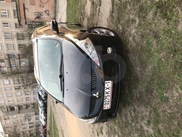 Mitsubishi Grandis, 7 мест, 2008 г.