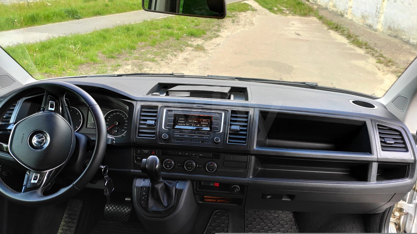 Volkswagen Caravelle T6, 2015 г.