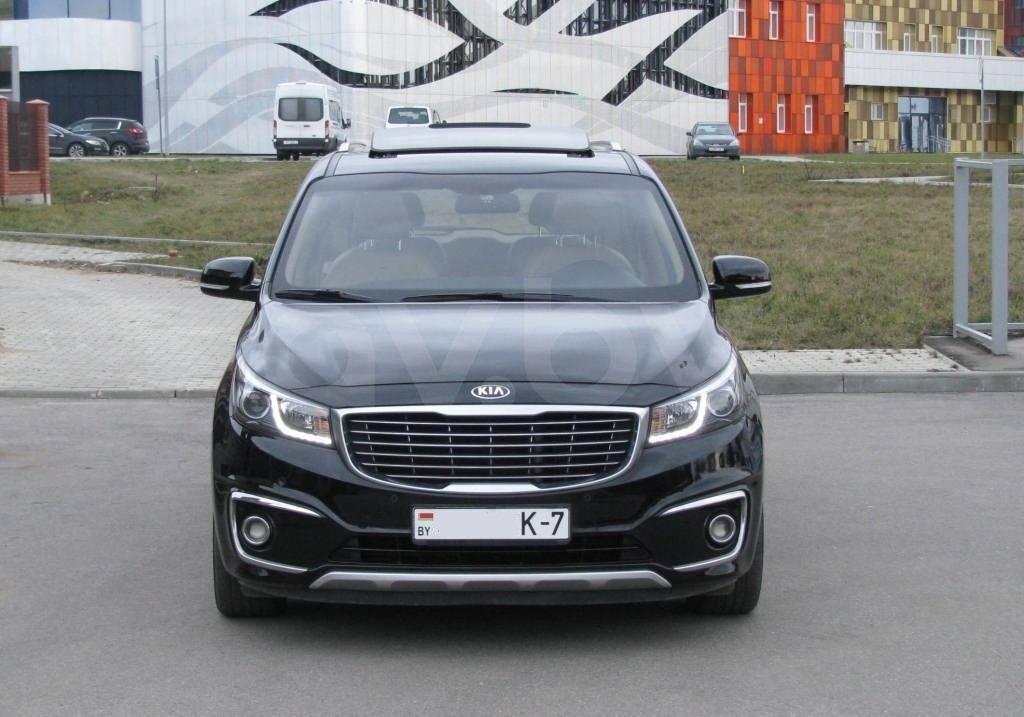 Kia Carnival III, 7 мест, 2015 г.