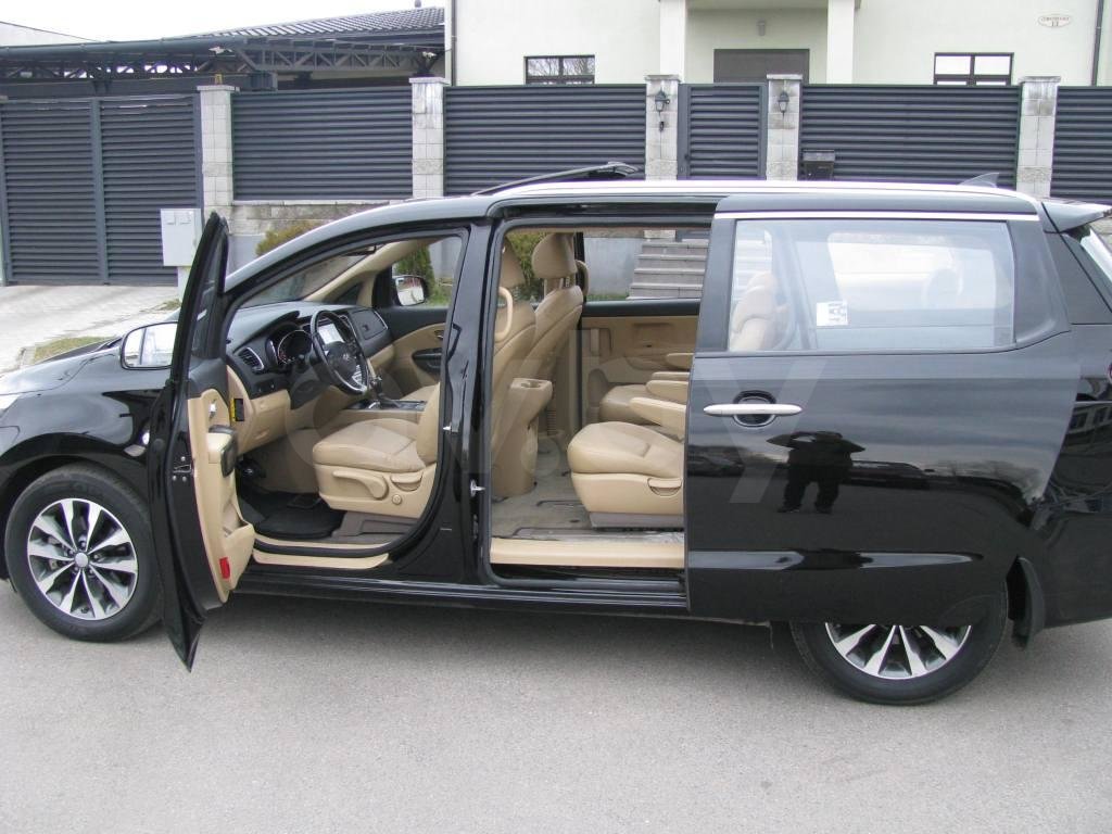 Kia Carnival III, 7 мест, 2015 г.