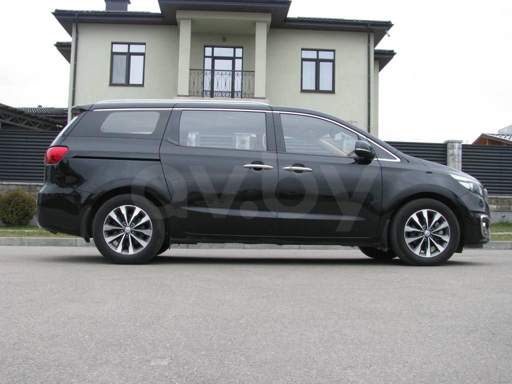 Kia Carnival III, 7 мест, 2015 г.