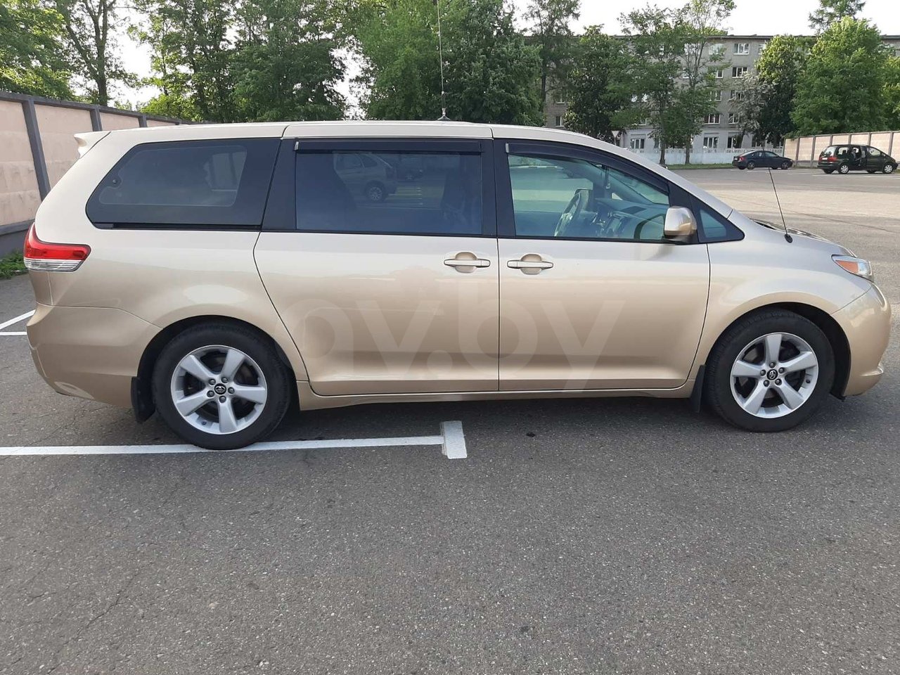 Toyota Sienna III (XL30), 2010 г.