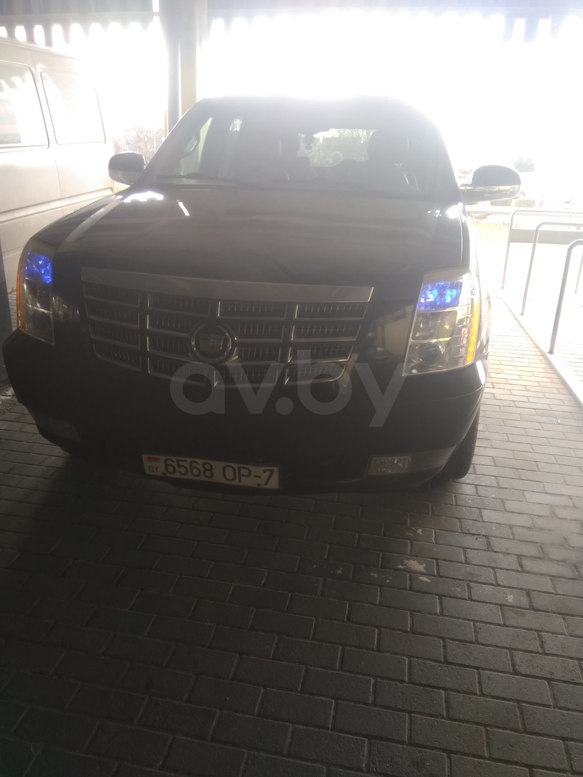 Cadillac Escalade III, 7 мест, 2009 г.