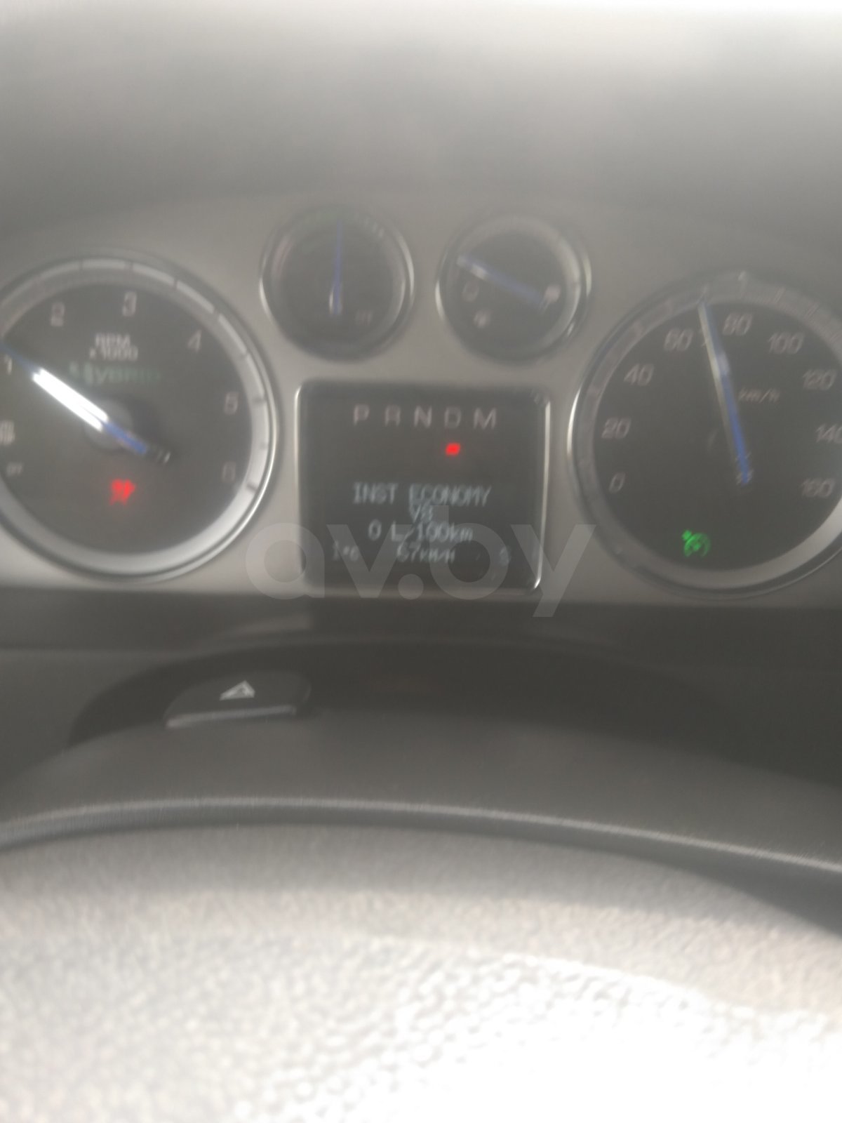 Cadillac Escalade III, 7 мест, 2009 г.