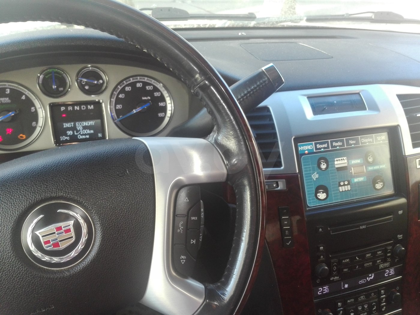Cadillac Escalade III, 7 мест, 2009 г.