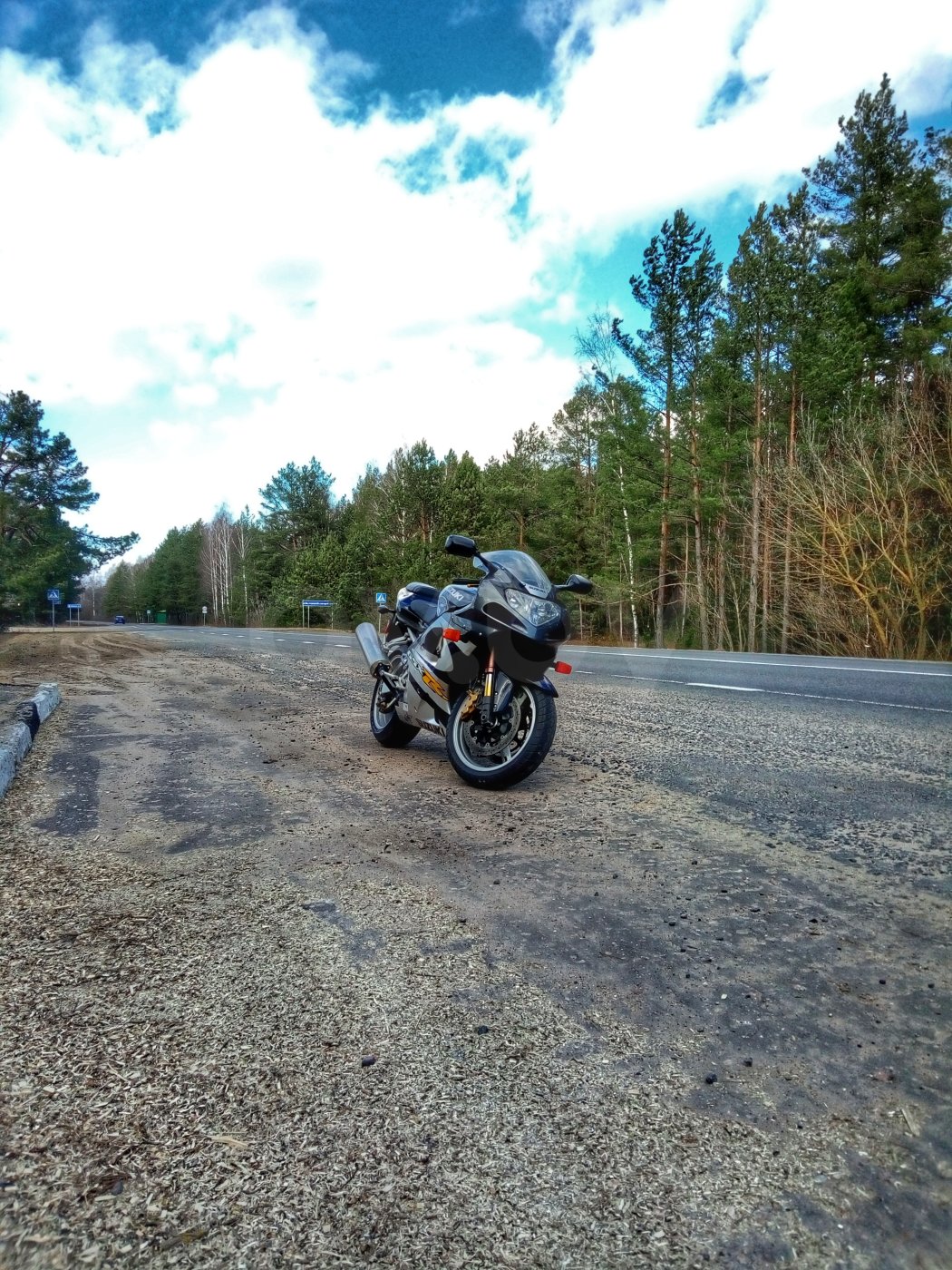 Suzuki GSX-R, 2001 г.