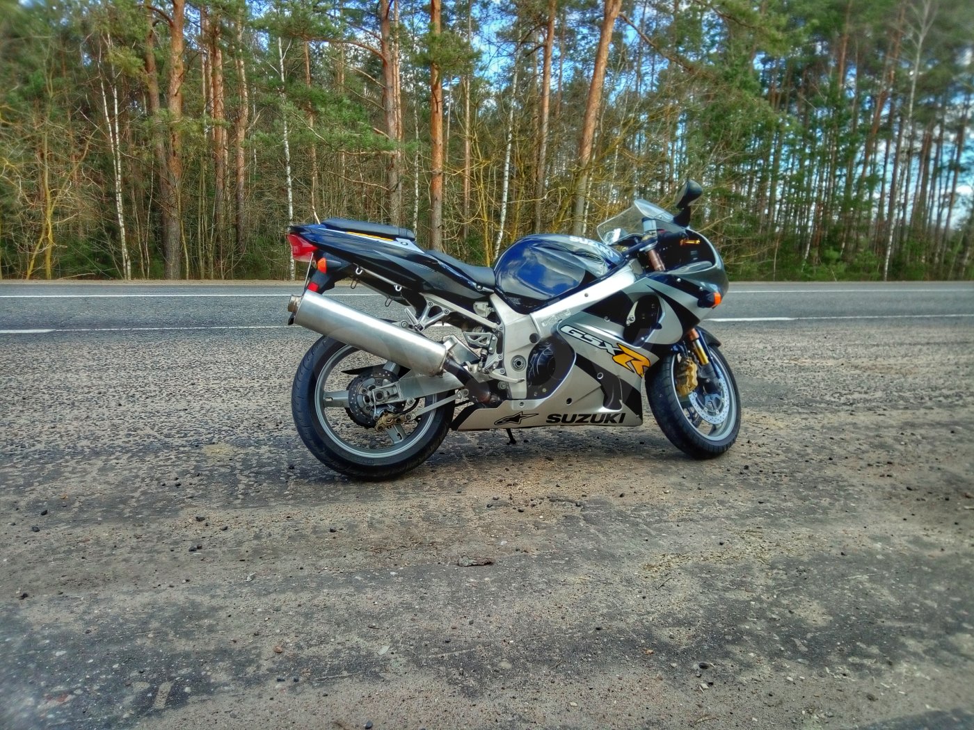Suzuki GSX-R, 2001 г.