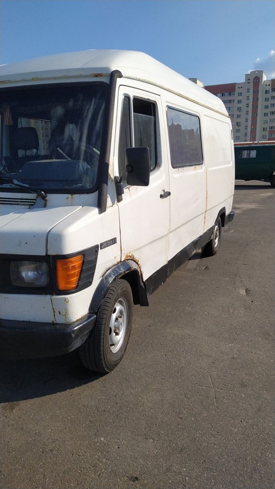 Mercedes Т1 207D - 410D, 1994 г.