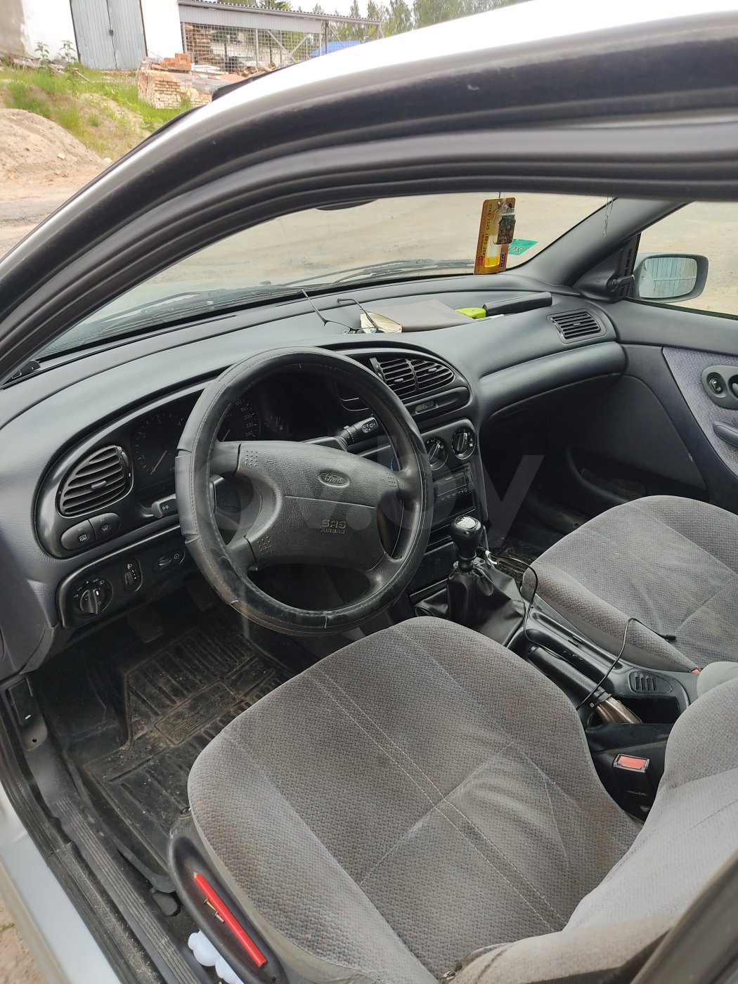 Ford Mondeo II, 1996 г.