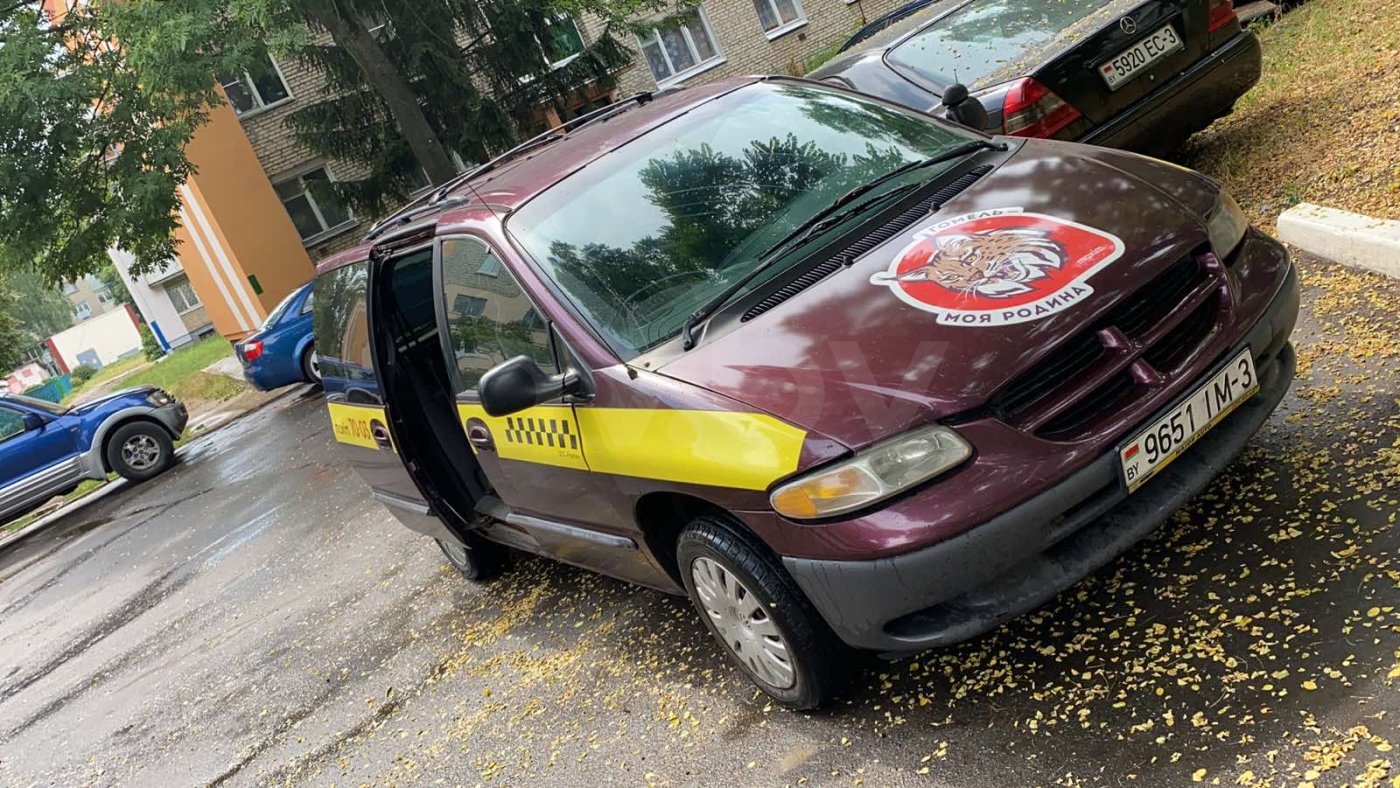 Dodge Caravan III, 7 мест, 2000 г.