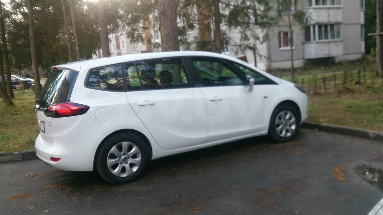 Opel Zafira C, 2015 г.