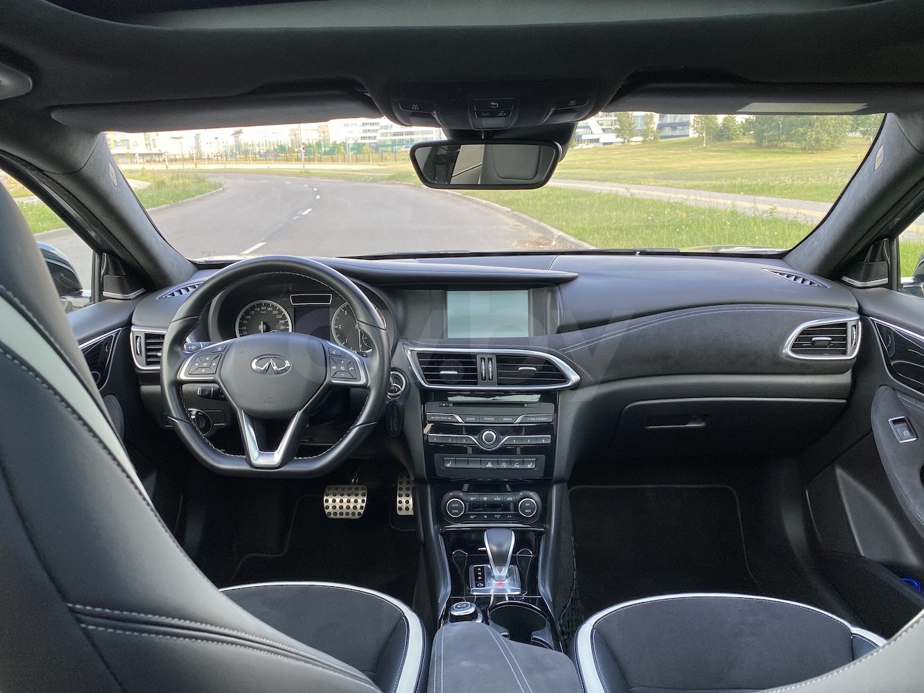 Infiniti Q30, 2016 г.