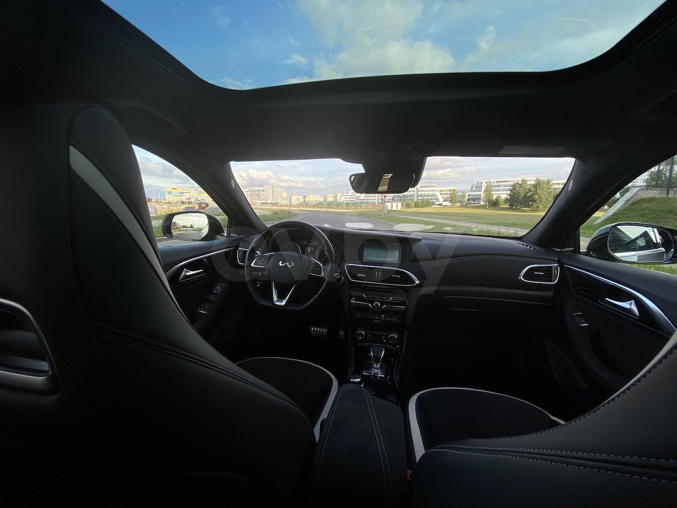 Infiniti Q30, 2016 г.