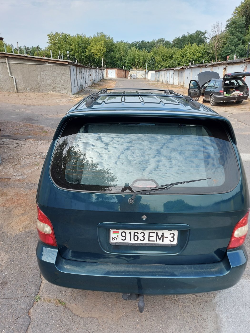 Kia Carnival I, 7 мест, 2001 г.
