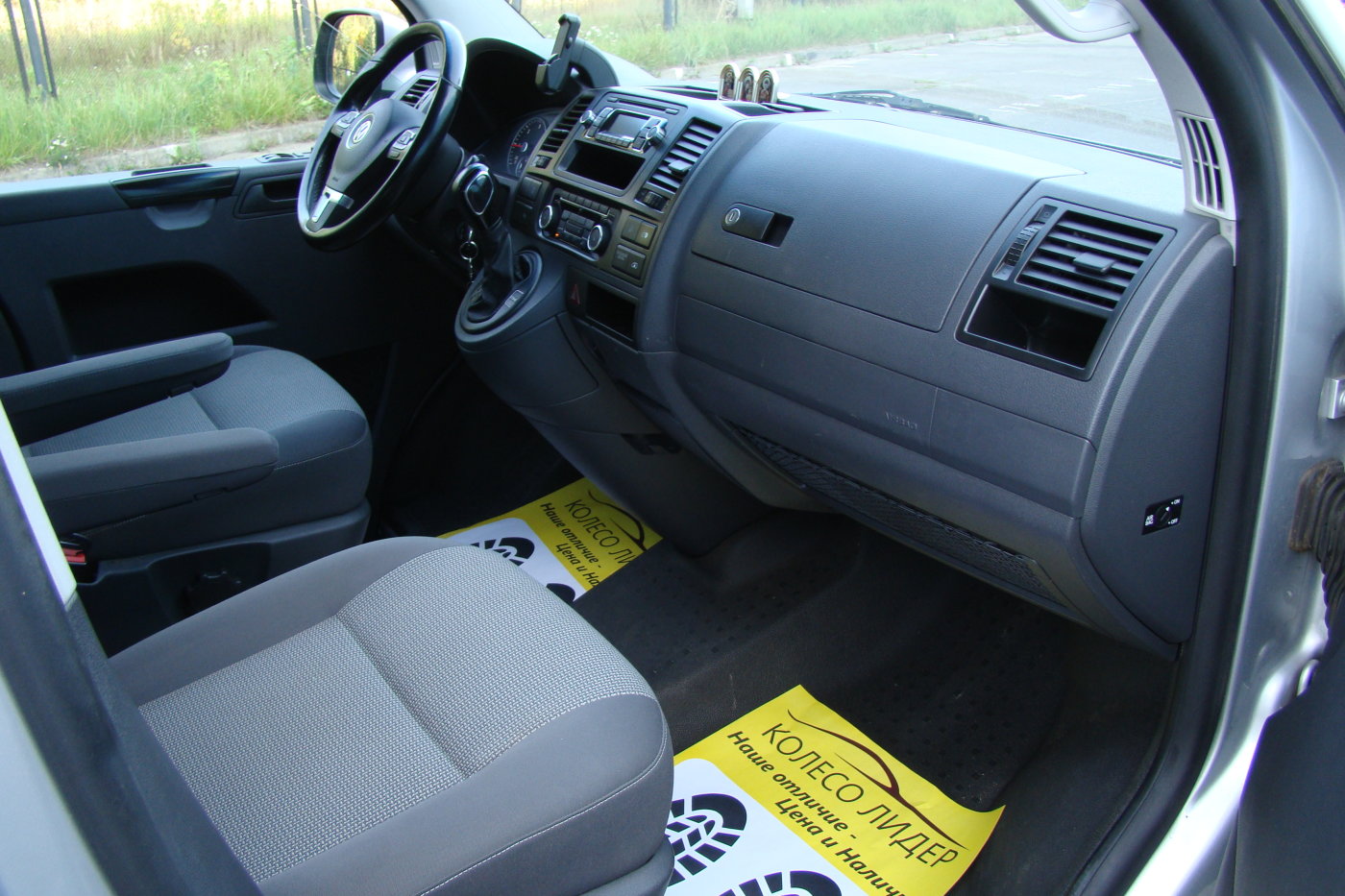 Volkswagen Caravelle T5, 2010 г.