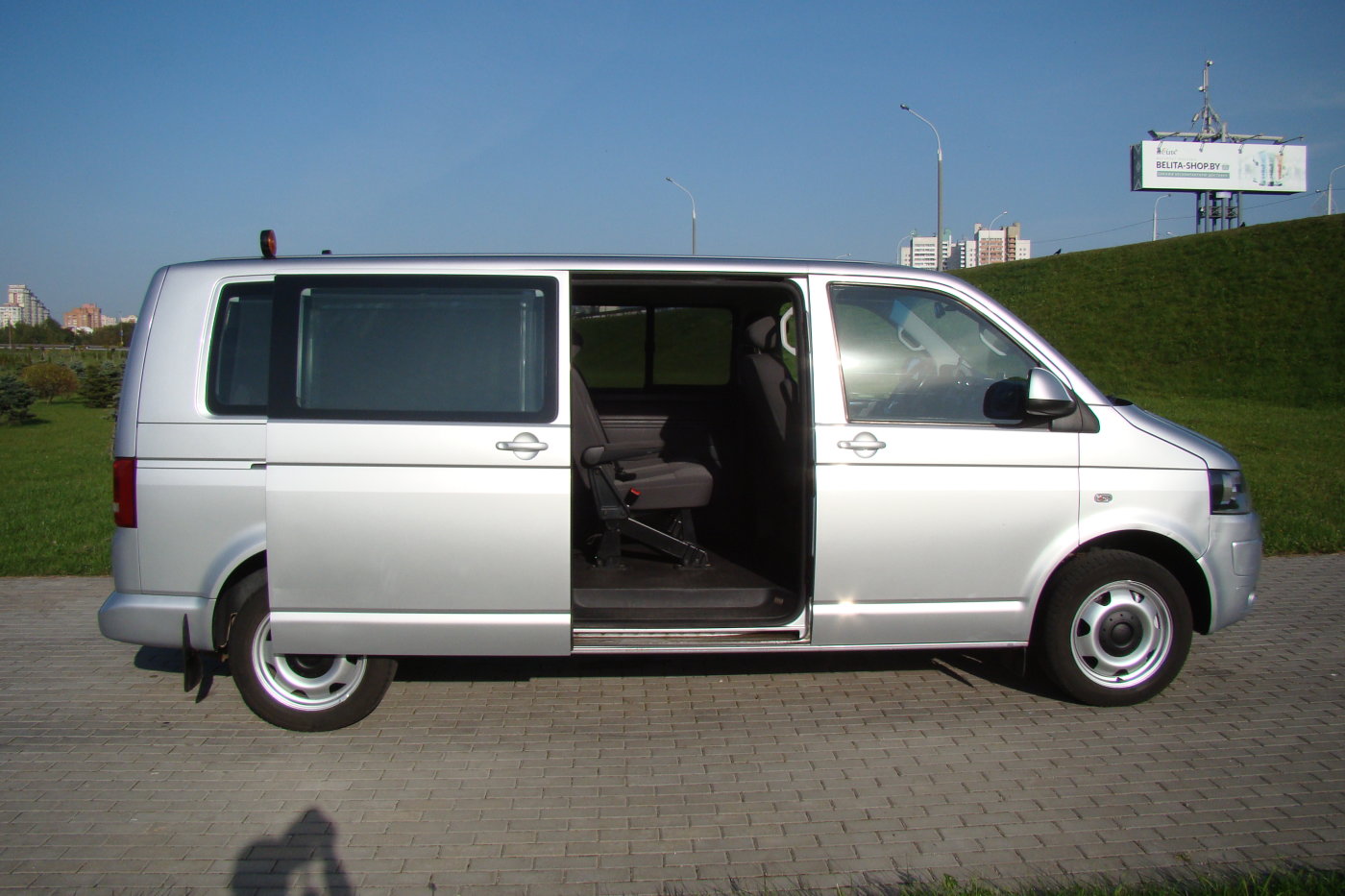 Volkswagen Caravelle T5, 2010 г.