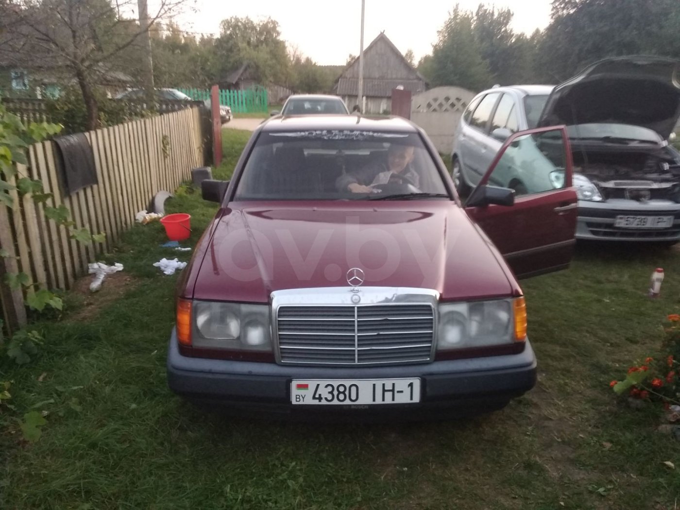 Mercedes-Benz E-Класс W124, S124, C124, A124, 1990 г.