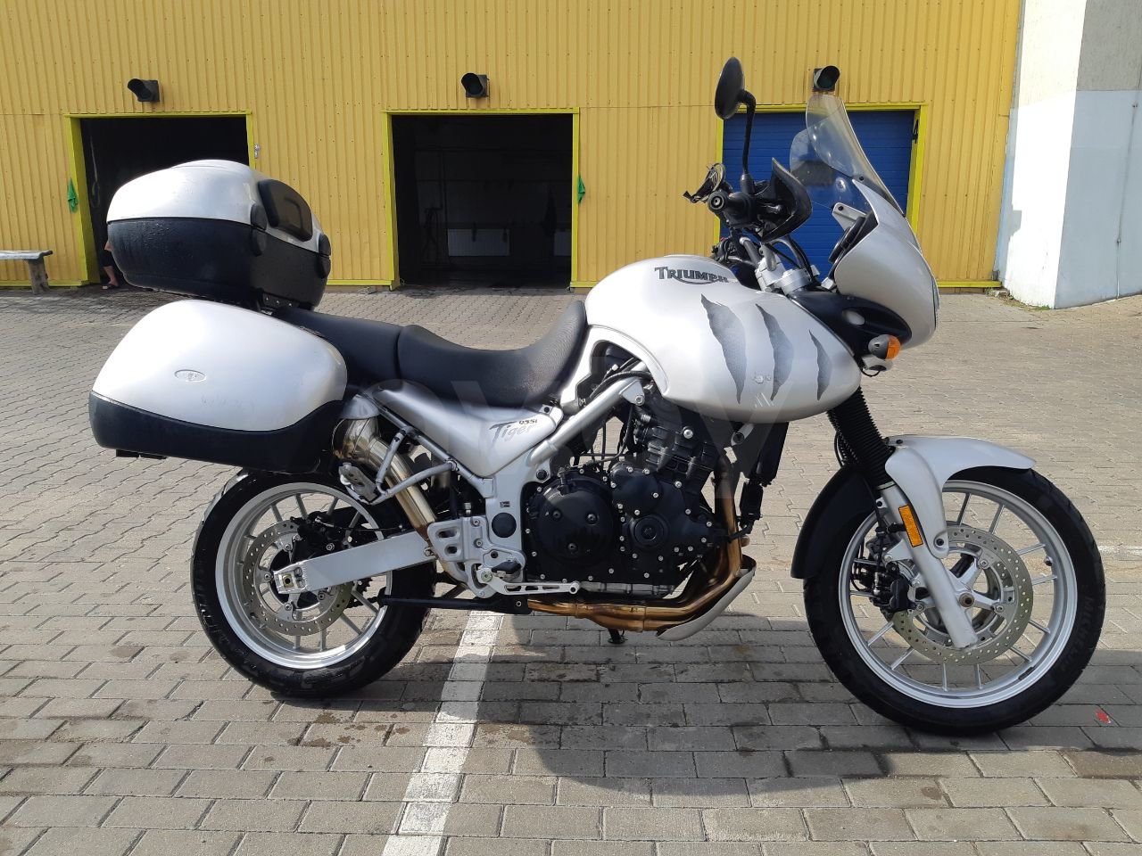 Triumph Tiger 955i, 2004 г.