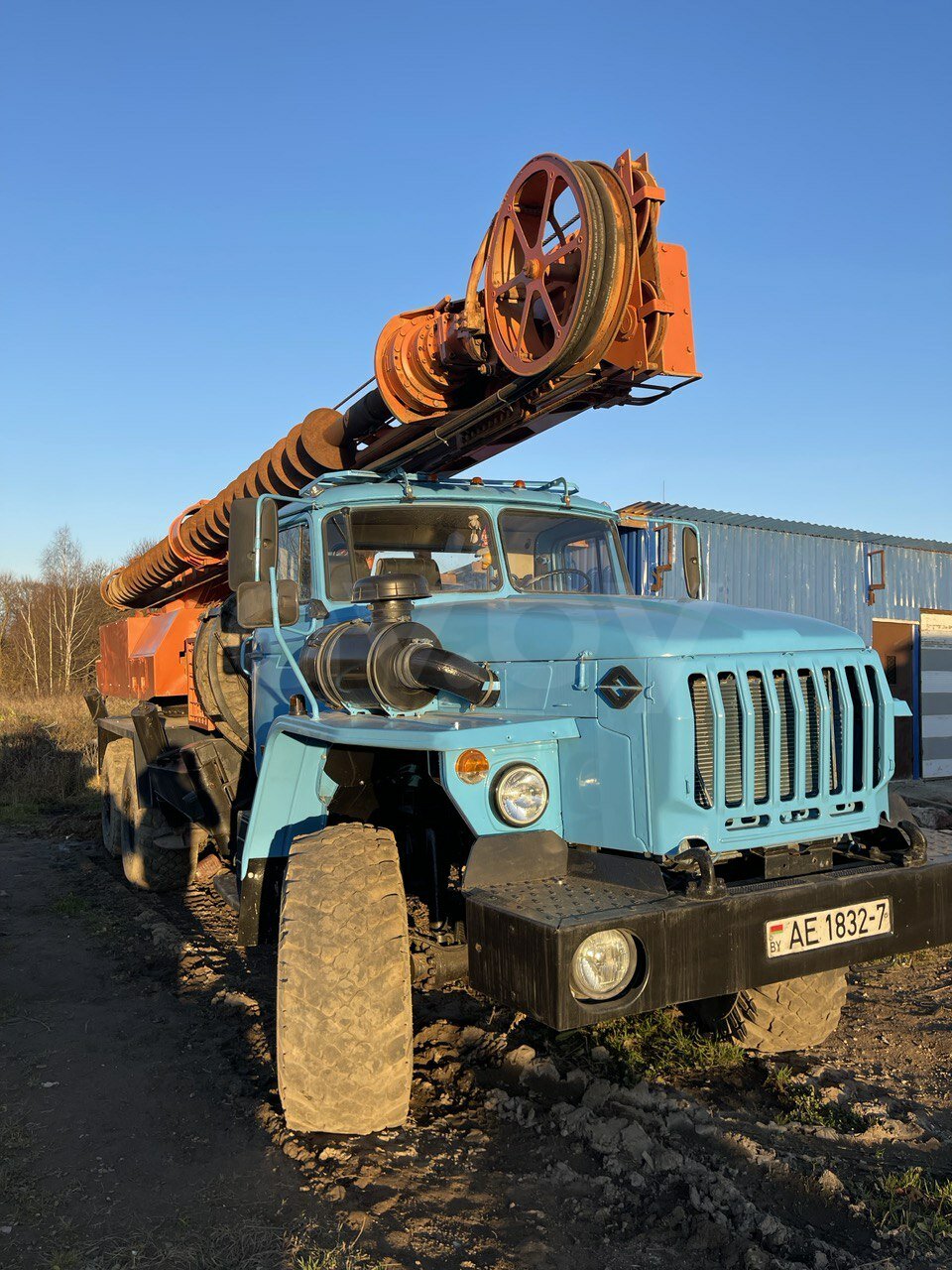 Купить бурильная машина Бурильно-сваебойная машина БМ-811, 2008 г. за  120000 byn