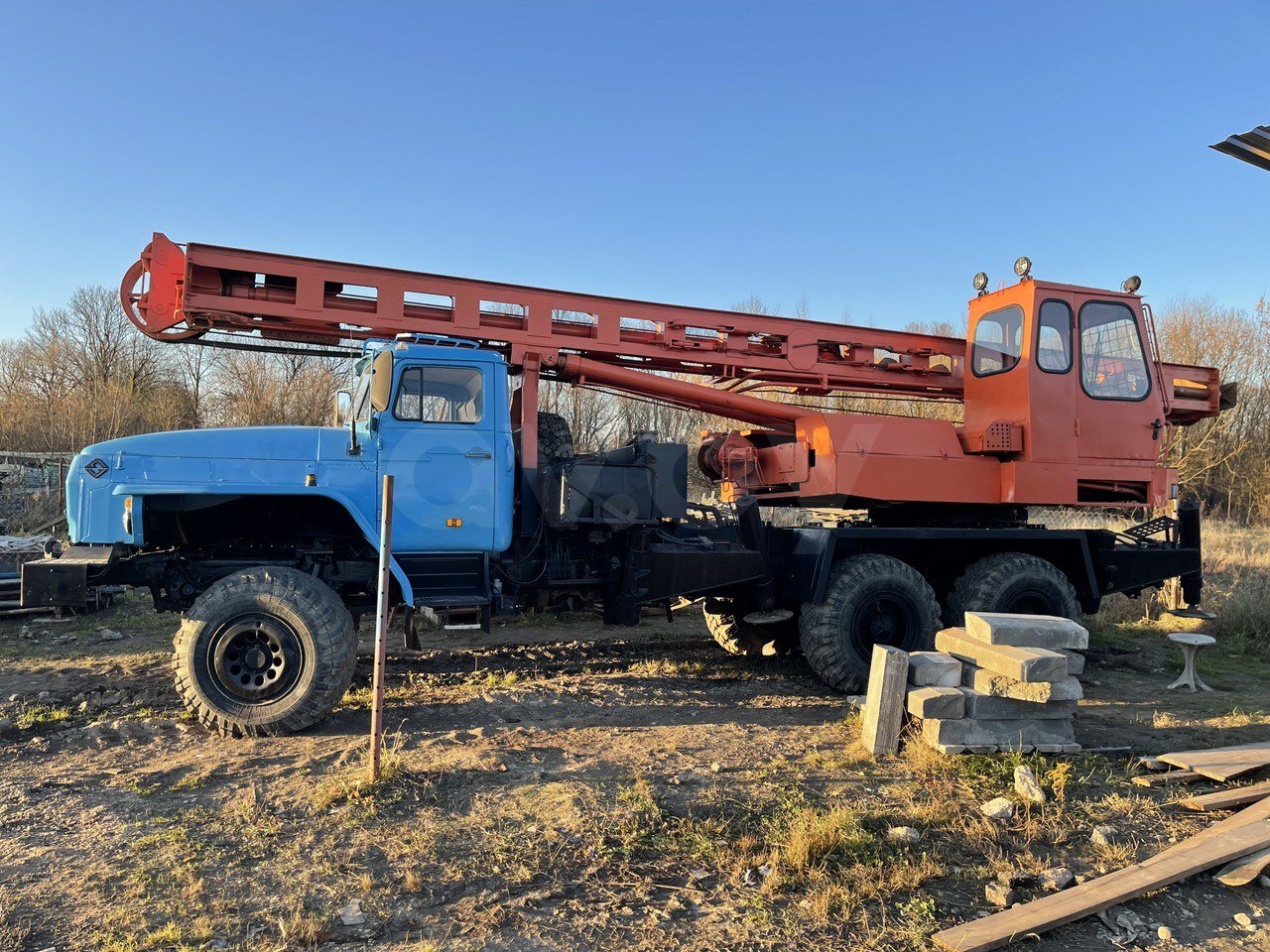 Купить бурильная машина Бурильно-сваебойная машина БМ-811, 2008 г. за  120000 byn