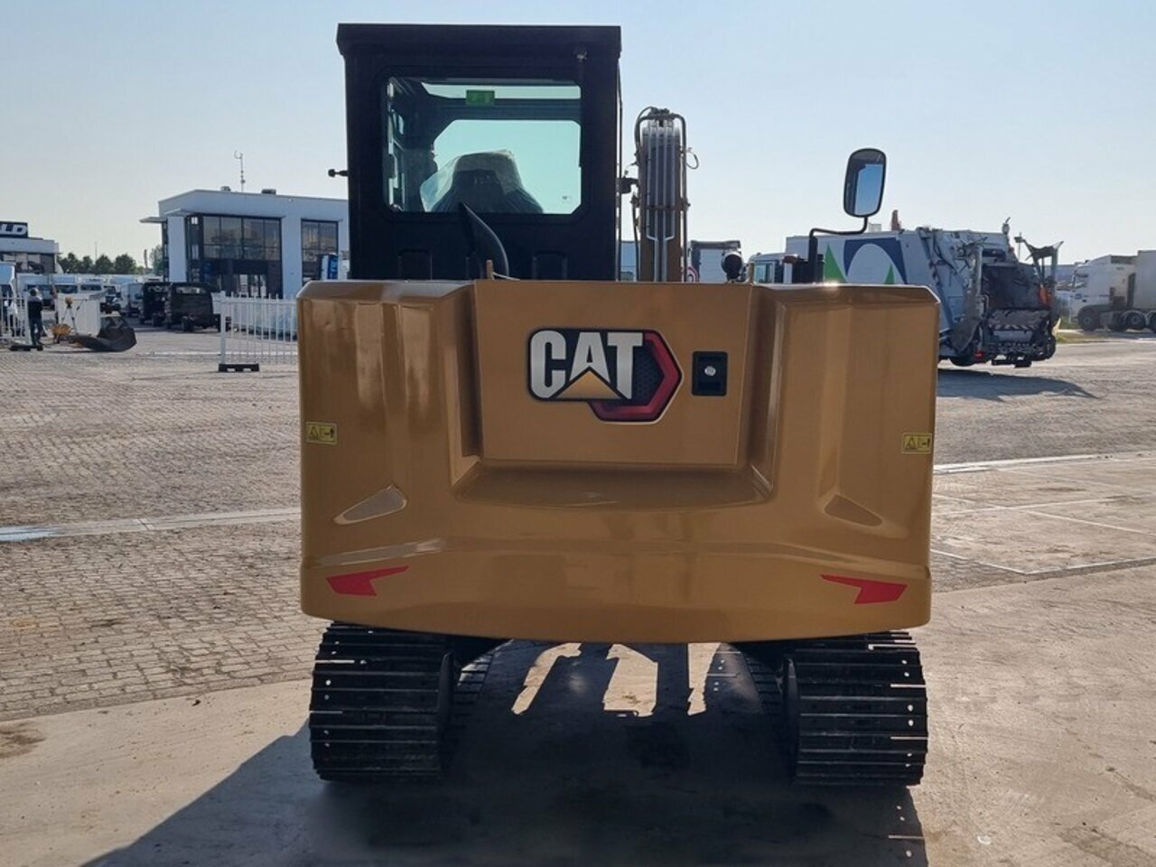 Купить мини-экскаватор Caterpillar 305.5, 2023 г. за 77000 usd