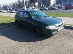 Mazda 323F, 1999 г.