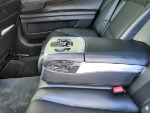BMW 7 серия F02 (Long), 2011 г.