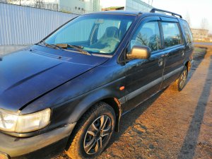 Mitsubishi Space Wagon Typ N50, 7 мест, 2000 г.
