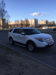 Ford Explorer V, 7 мест, 2012 г.