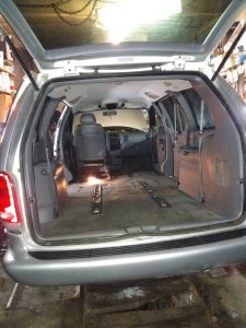 Chrysler Town and Country III, 7 мест, 2000 г.